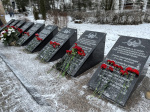 Торжественный митинг в честь открытия мемориальных плит: память о героях живёт вечно